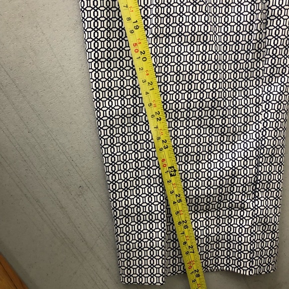 Kenar Womens Size 8 Capri Ankle Crop Pants Blue Geometric Print Career Work - Picture 4 of 9